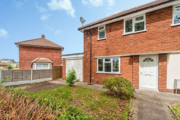 2 Bedroom Semi-detached House For Sale In Lodge Road, Wednesbury, WS10