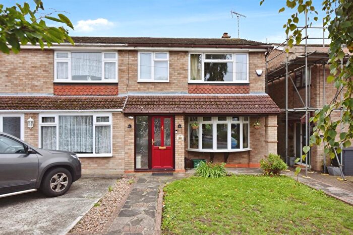 3 Bedroom Semi-Detached House For Sale In Church Road, Benfleet, SS7