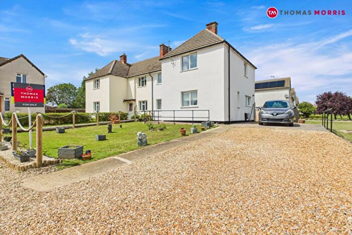 3 Bedroom Semi-Detached House For Sale In Fenton Road, Warboys, Huntingdon, Cambridgeshire, PE28