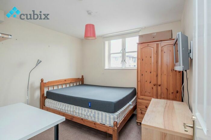 6 Bedroom Maisonette To Rent In Finland Street, Surrey Quays, SE16