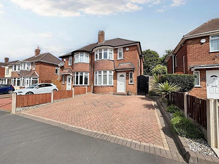 2 Bedroom Semi-Detached House For Sale In Waddington Avenue, Great Barr, Birmingham, B43