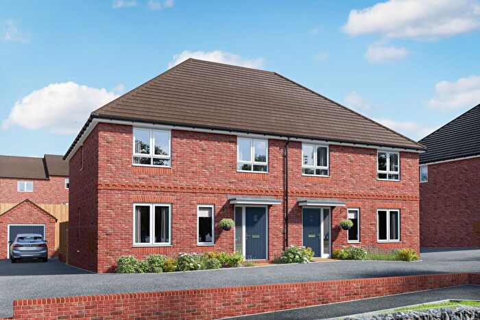4 Bedroom Semi Detached House To Rent In Church Rise, Redditch, B98
