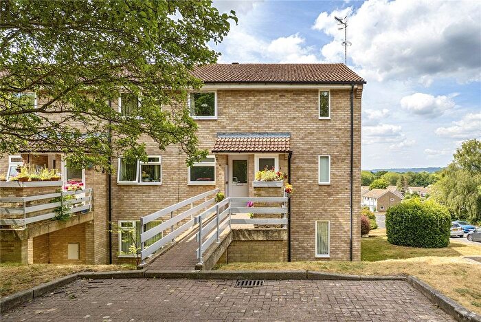 2 Bedroom Flat For Sale In Welland Road, Tonbridge, Kent, TN10