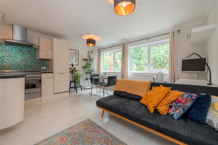 1 Bedroom Flat To Rent In Matthew Close, London, W10