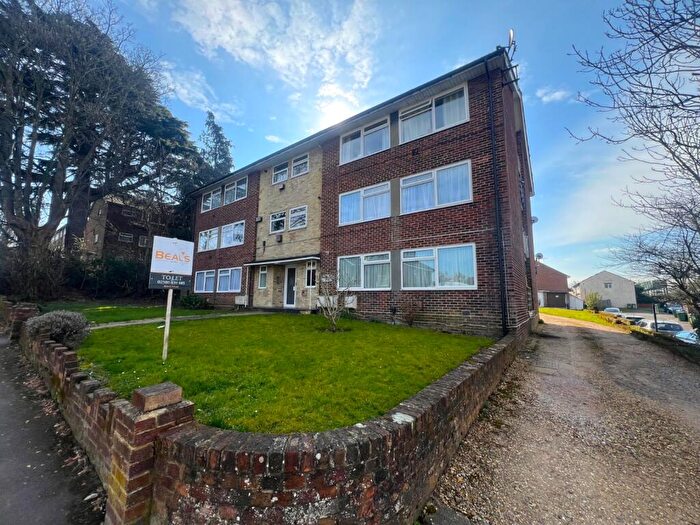 1 Bedroom Flat To Rent In Radstock Road, Southampton, Hampshire, SO19