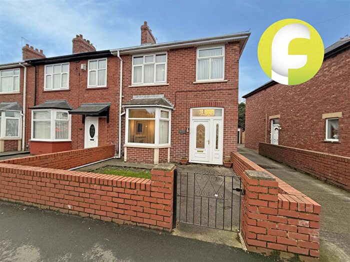 3 Bedroom Terraced House For Sale In Billy Mill Avenue, North Shields, NE29