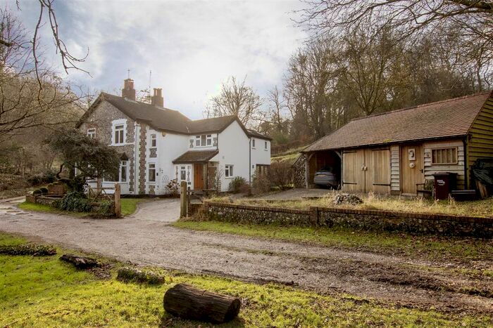 4 Bedroom Semi-Detached House For Sale In Old Lane, Tatsfield, Westerham, TN16