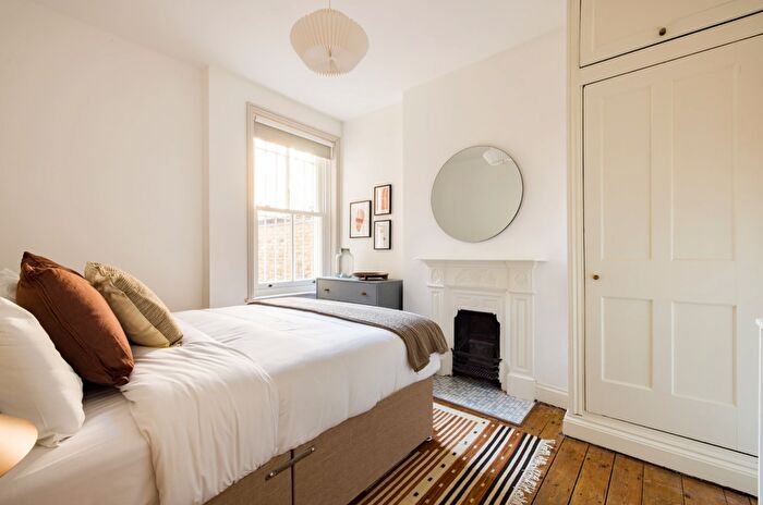 2 Bedroom Flat To Rent In Inglethorpe Road, Parsons Green, SW6