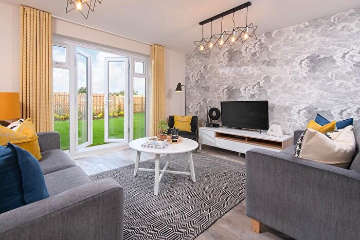 3 Bedroom Semi Detached House For Sale In York Road, Knaresborough, HG5