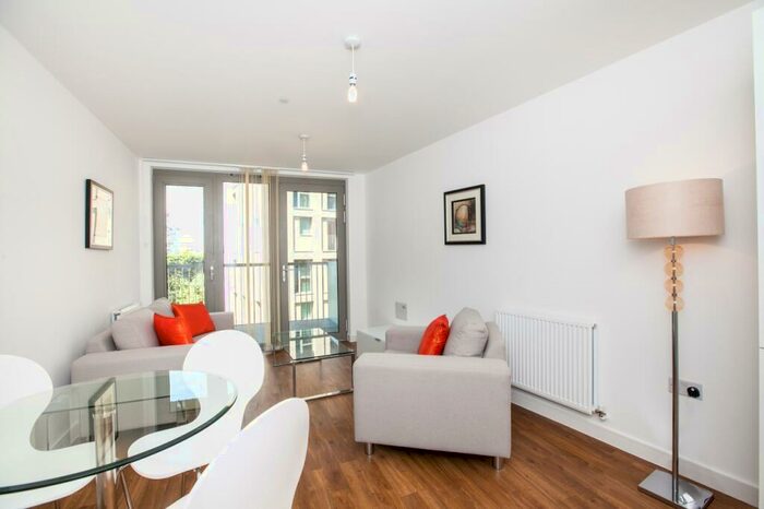 1 Bedroom Apartment To Rent In Waterside Heights, Booth Road, Royal Docks, E16
