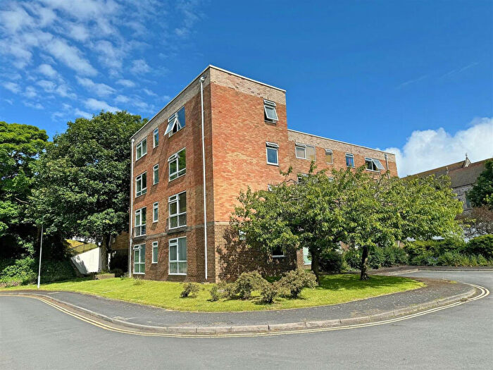 1 Bedroom Apartment For Sale In Tower Road, Brighton, BN2