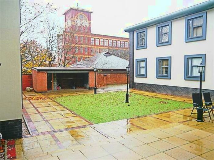 8 Bedroom Flat To Rent In Ilkeston Road, Nottingham, NG7