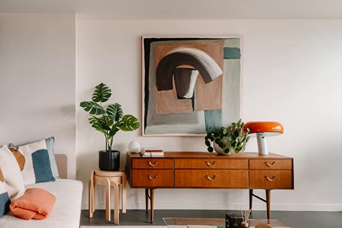 1 Bedroom Flat To Rent In Balfron Tower, St Leonards Road, London, E14