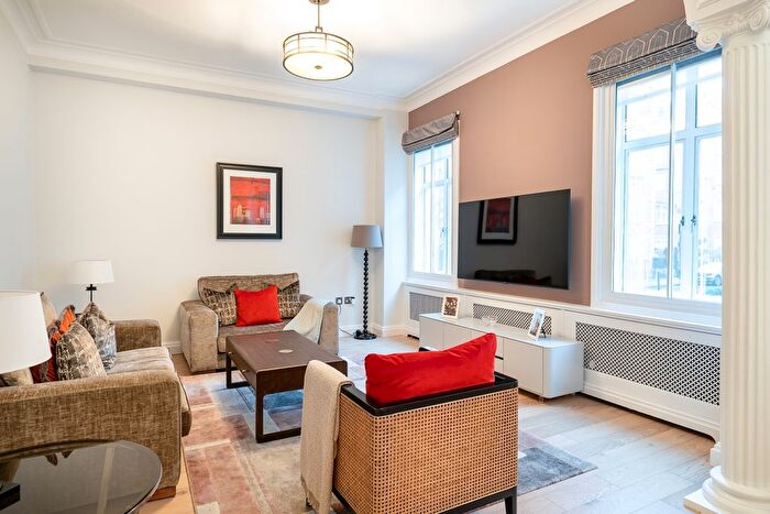 2 Bedroom Flat To Rent In Park Street, London, W1K