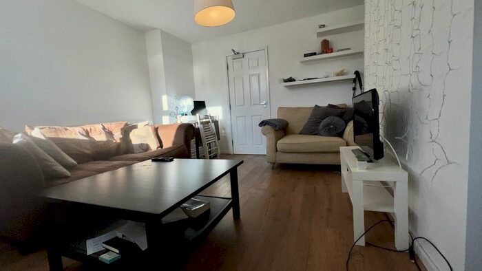 4 Bedroom Flat To Rent In Grosvenor Gardens, Jesmond Vale, Jesmond NE2