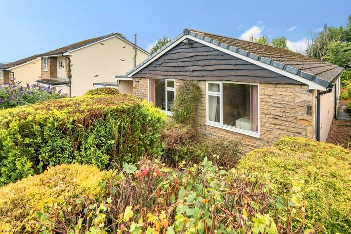 3 Bedroom Bungalow For Sale In Bradley Grove, Silsden, Keighley, West Yorkshire, BD20