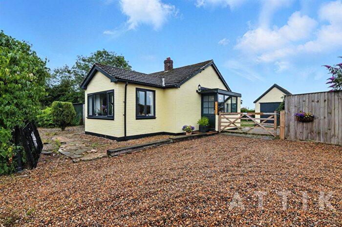 2 Bedroom Detached Bungalow For Sale In Walpole Lane, Walpole, IP19