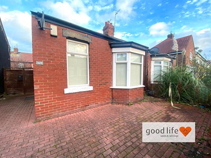 3 Bedroom Semi-Detached Bungalow For Sale In St. Leonard Street, Hendon, Sunderland, SR2