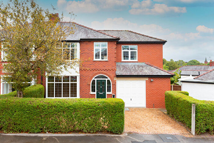 4 Bedroom Semi Detached House For Sale In Windsor Drive, Fulwood, PR2
