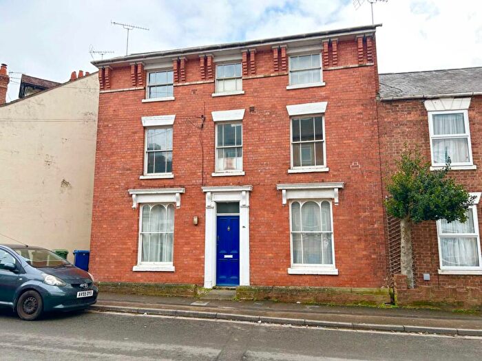 1 Bedroom Apartment To Rent In B West Street Banbury, OX16