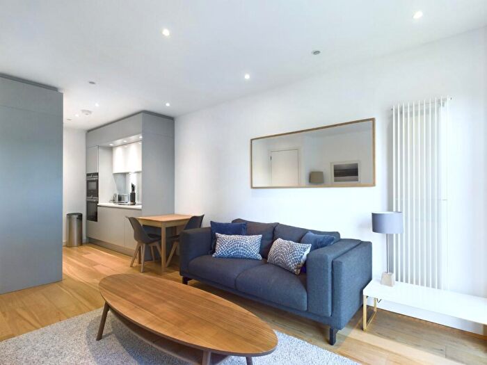 1 Bedroom Flat To Rent In Simpson Loan, Quartermile, Edinburgh, EH3