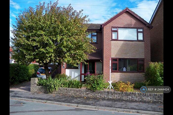 3 Bedroom Detached House To Rent In Richmond Avenue, Lancashire, PR4
