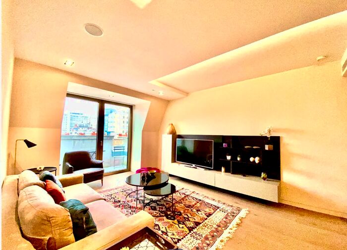 1 Bedroom Flat To Rent In Pearson Square, London, W1T