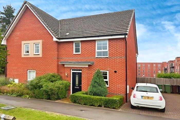 3 Bedroom Property To Rent In John Liddell Way, Basingstoke, RG21