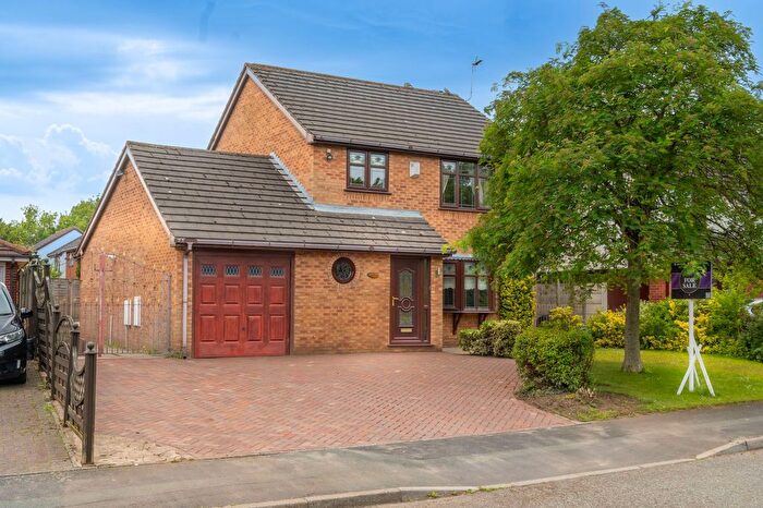 3 Bedroom Detached House For Sale In Ladywood Road, Old Hall, WA5