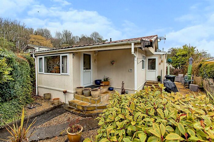 2 Bedroom Mobile/park Home For Sale In Quarr Lane Park, Quarr Lane, Sherborne, DT9