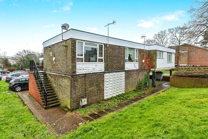 Studio For Sale In Parkwood Drive, Hemel Hempstead, HP1