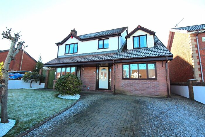 4 Bedroom Detached House For Sale In Gellideg Close, Maesycwmmer, Hengoed, CF82