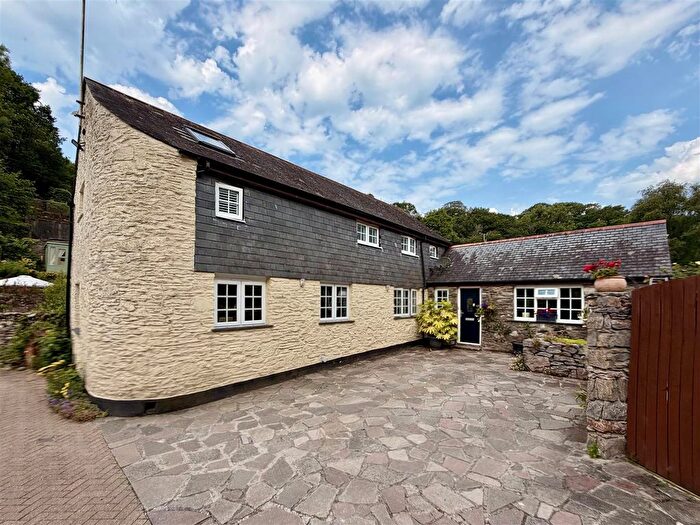 4 Bedroom Cottage For Sale In Brixton Torr, Plymouth, PL8