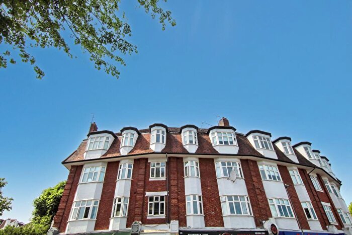 4 Bedroom Flat To Rent In Avenue Mansions (Ref ), Muswell Hill., N10
