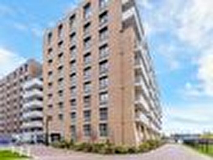 2 Bedroom Flat To Rent In Lakeside Drive, London, NW10