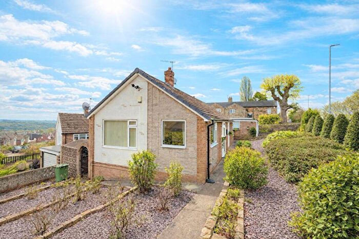 3 Bedroom Detached Bungalow For Sale In Littlemoor View, Pudsey, LS28