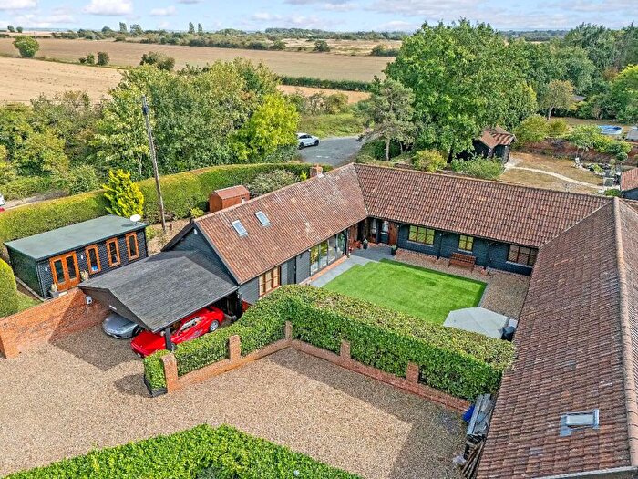 4 Bedroom Detached Bungalow For Sale In Granary Barn, Church Lane, Upminster, RM14