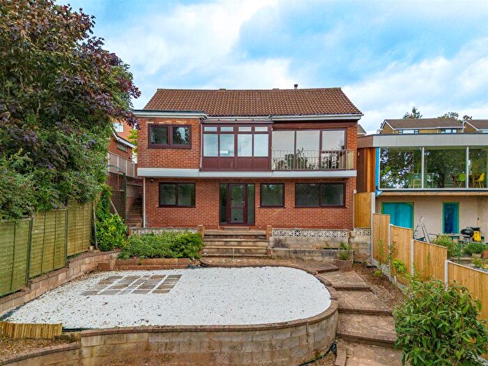 3 Bedroom Detached House For Sale In Foxhill Road, Burton Joyce, NG14