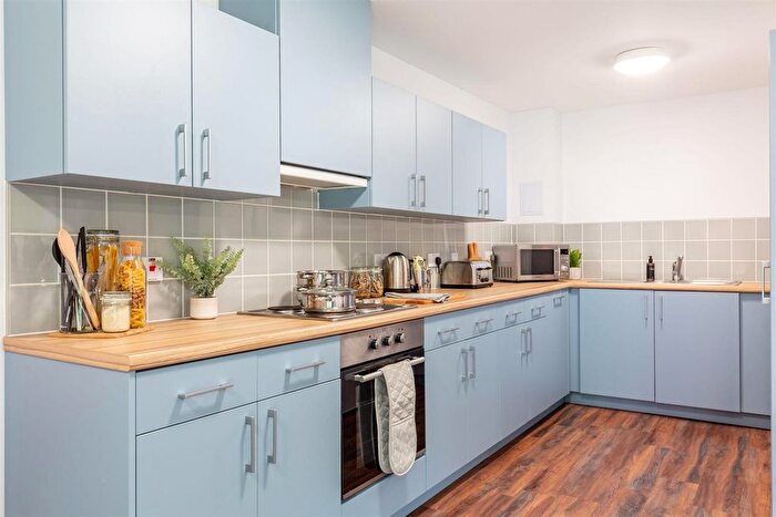 1 Bedroom Flat To Rent In Portland Road, Newcastle, NE2