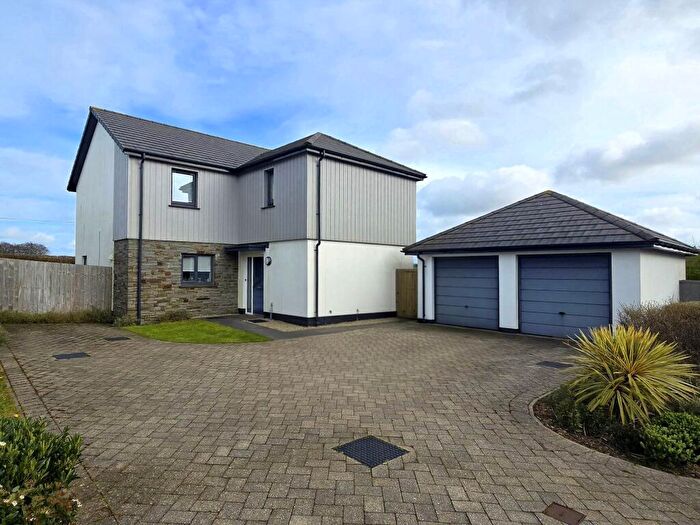 4 Bedroom Detached House For Sale In Stanley Court, Parkham, EX39