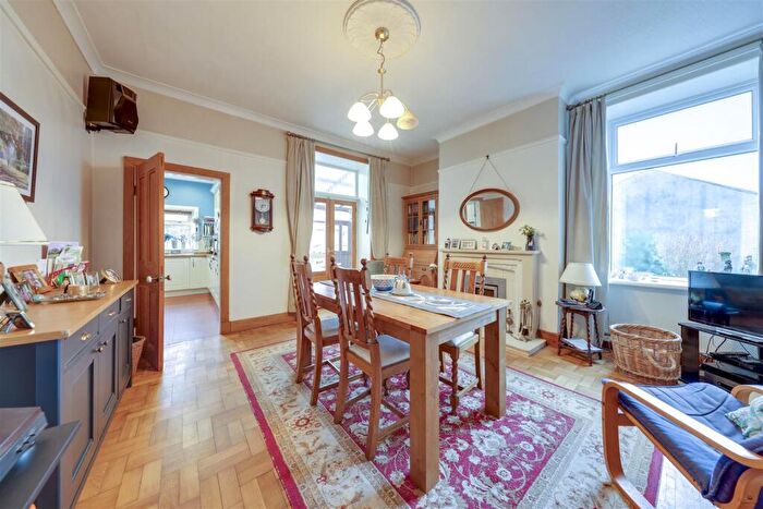 3 Bedroom End Of Terrace House For Sale In Haslingden Old Road, Rawtenstall, Rossendale, BB4