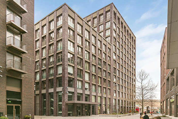 2 Bedroom Apartment For Sale In Capital Building, New Union Square, London, SW11