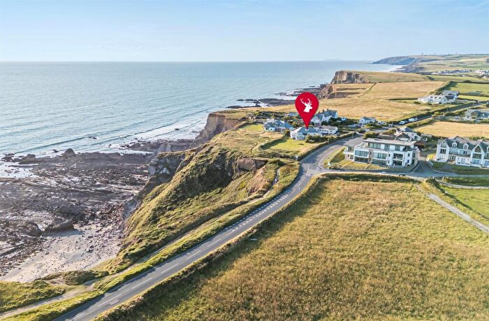 5 Bedroom Bungalow For Sale In Upton, Bude, EX23