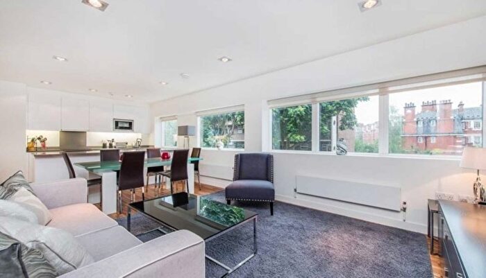 2 Bedroom Flat To Rent In Fulham Road, Kensington, SW3