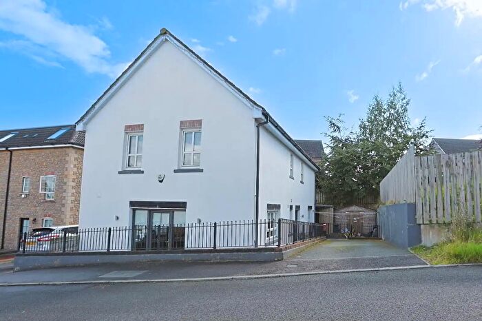 5 Bedroom Detached House For Sale In Broomhill Courtyard, Craigavon, BT67