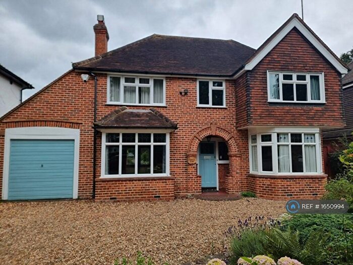 4 Bedroom Detached House To Rent In Aldbourne Avenue, Reading, RG6