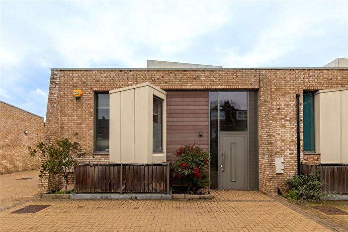 3 Bedroom End Terrace House For Sale In Halford Place, London, W7