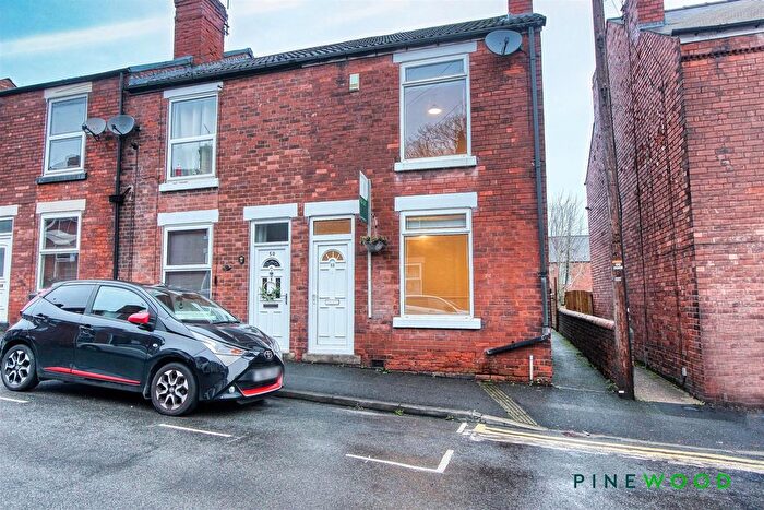 2 Bedroom End Terrace House To Rent In Shirland Street, Chesterfield, Derbyshire, S41