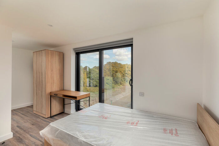 3 Bedroom Flat To Rent In Harding Wharf @ Paintworks, Bristol, BS4