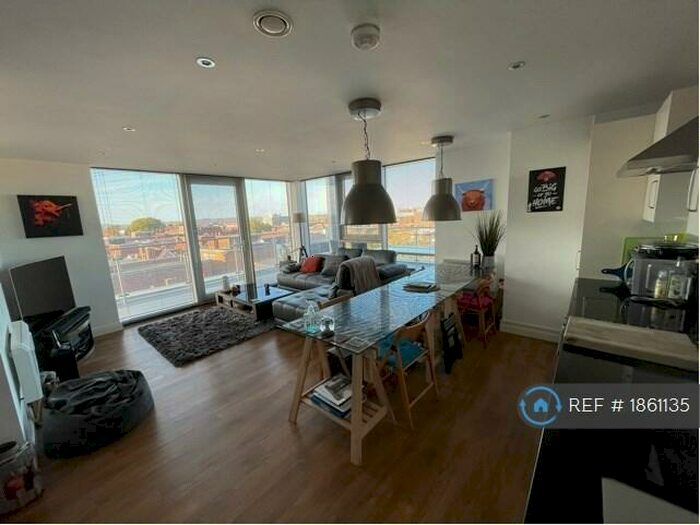 2 Bedroom Penthouse To Rent In Great Western Street, Aylesbury, HP20